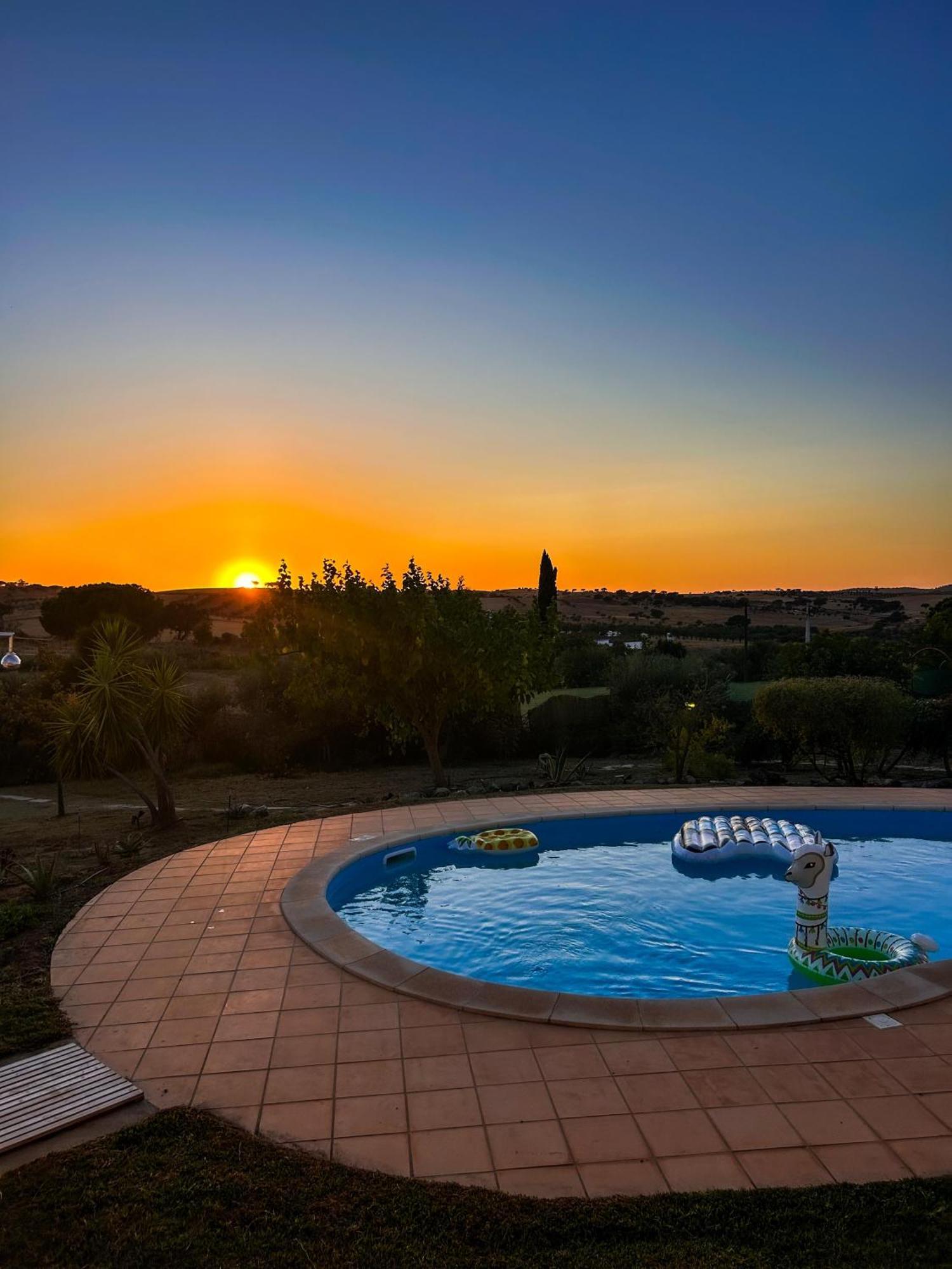 Por-Do-Sol Villa São Pedro do Corval 外观 照片